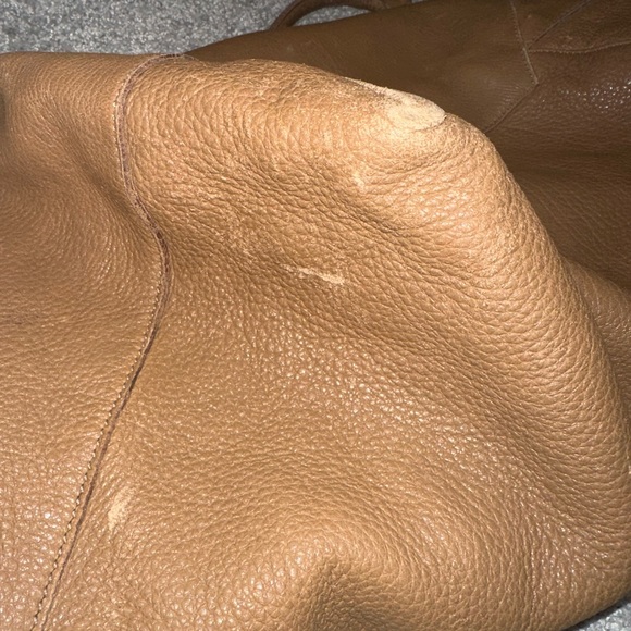 Authentic Prada deerskin vintage tote - Picture 4 of 12